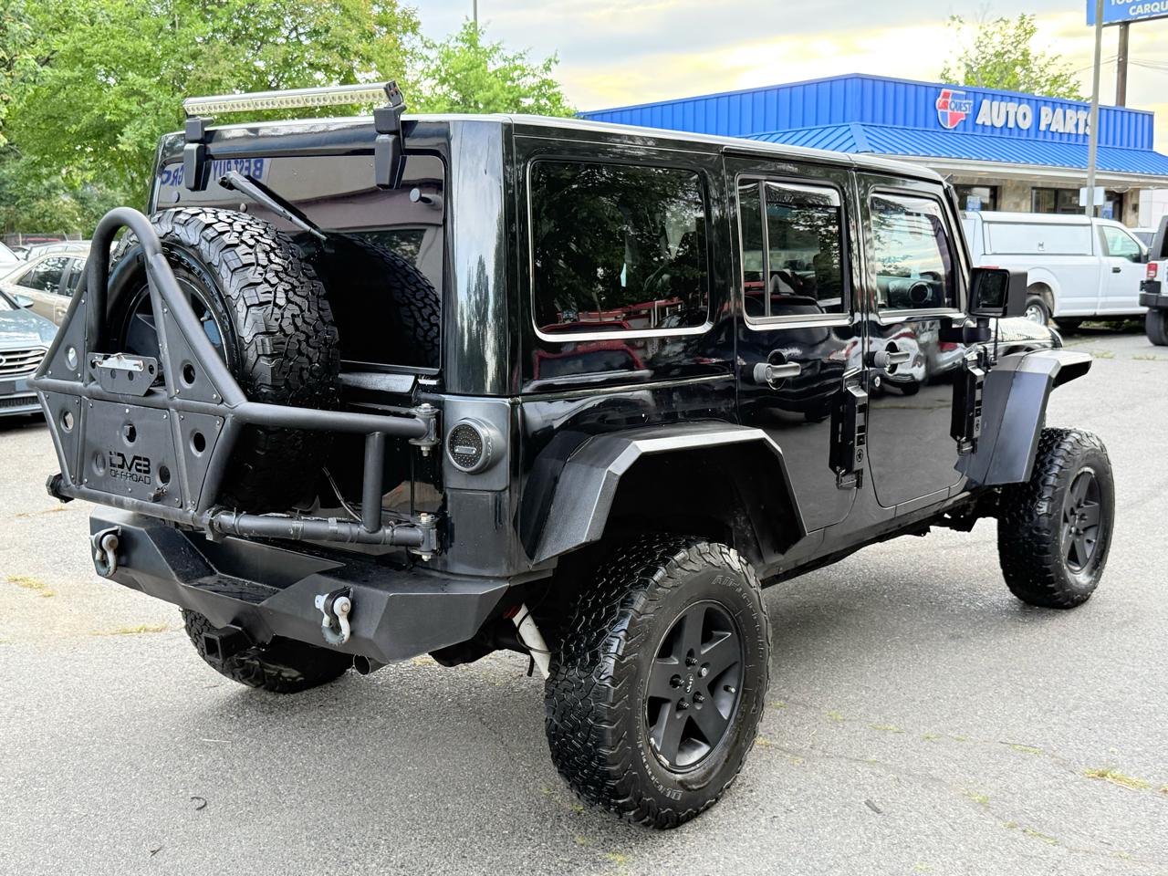 Jeep Wrangler Unlimited Sahara 4WD 2013