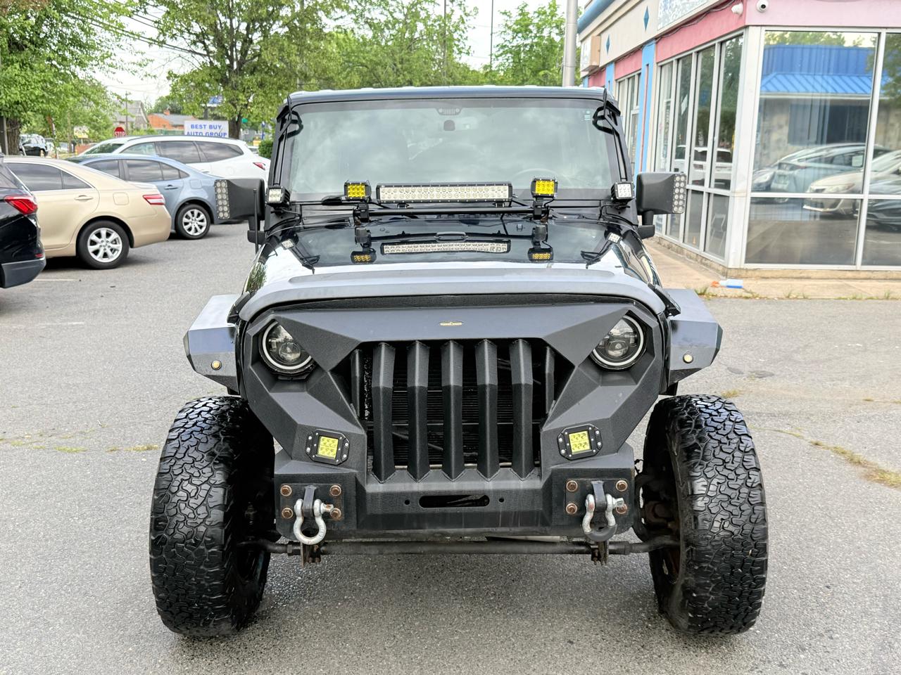 Jeep Wrangler Unlimited Sahara 4WD 2013