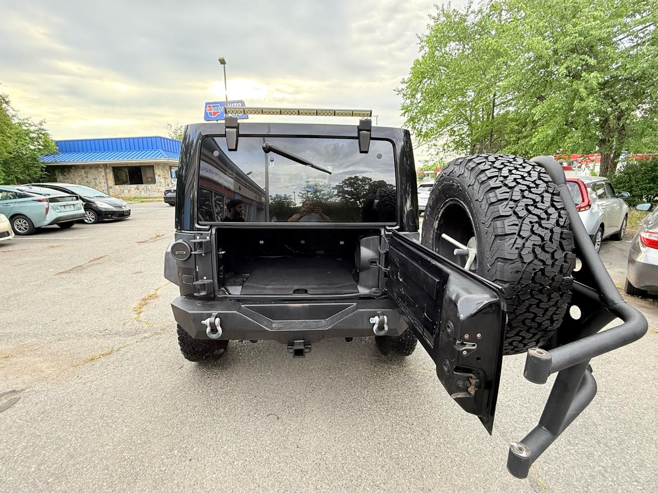 Jeep Wrangler Unlimited Sahara 4WD 2013