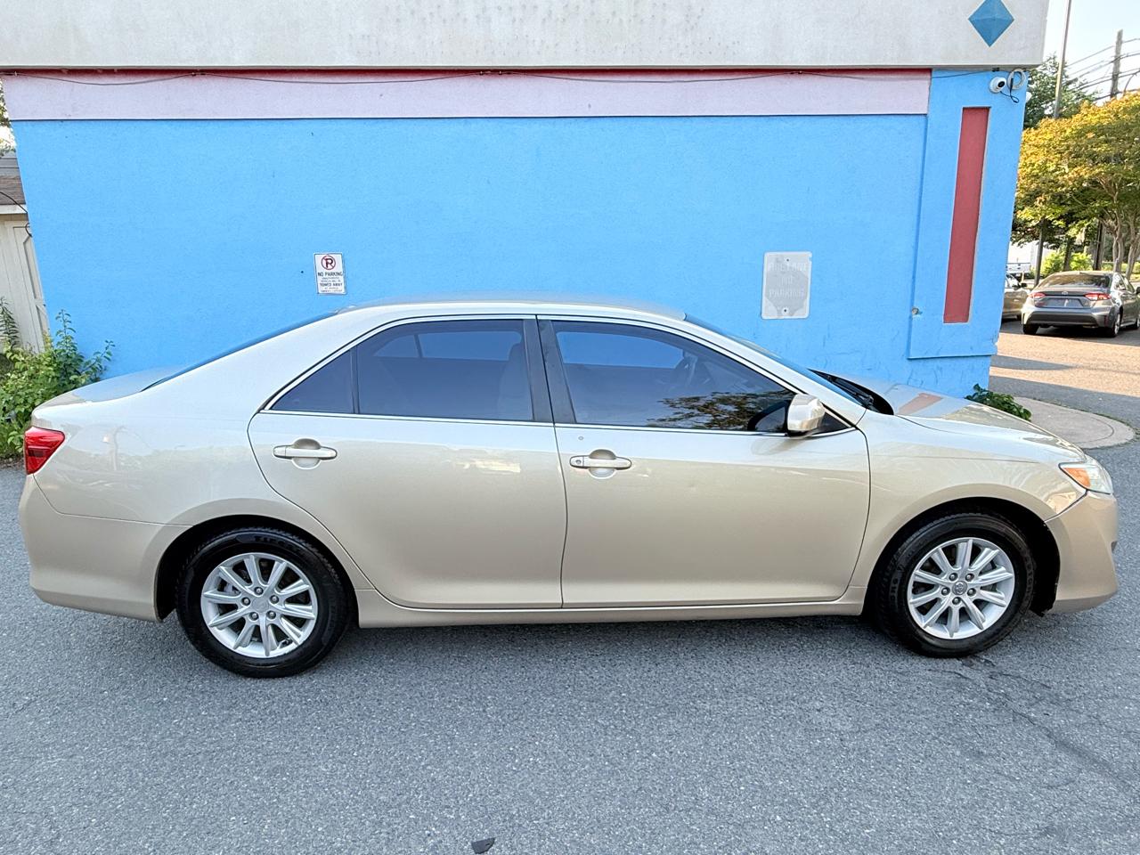 Toyota Camry L 2012