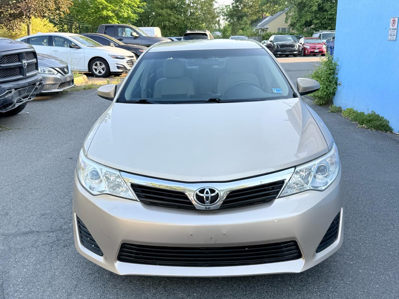 Toyota Camry L 2012