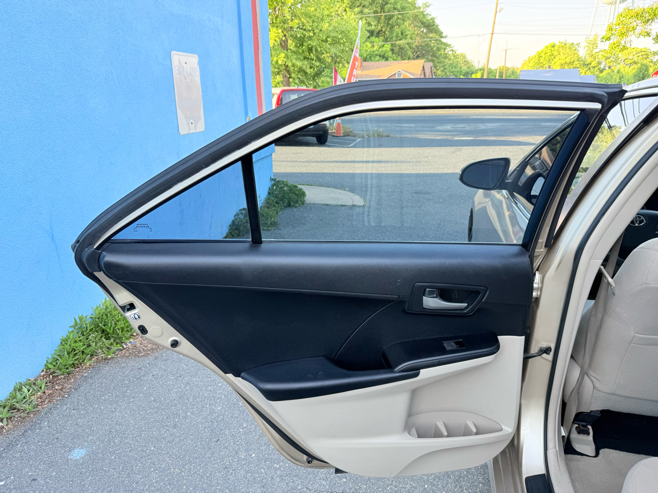 Toyota Camry L 2012