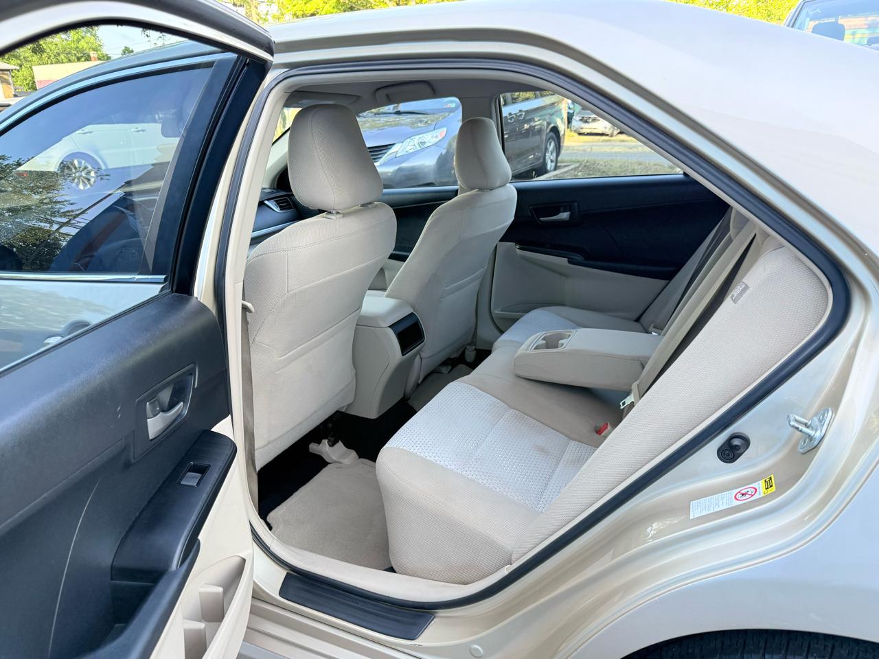 Toyota Camry L 2012