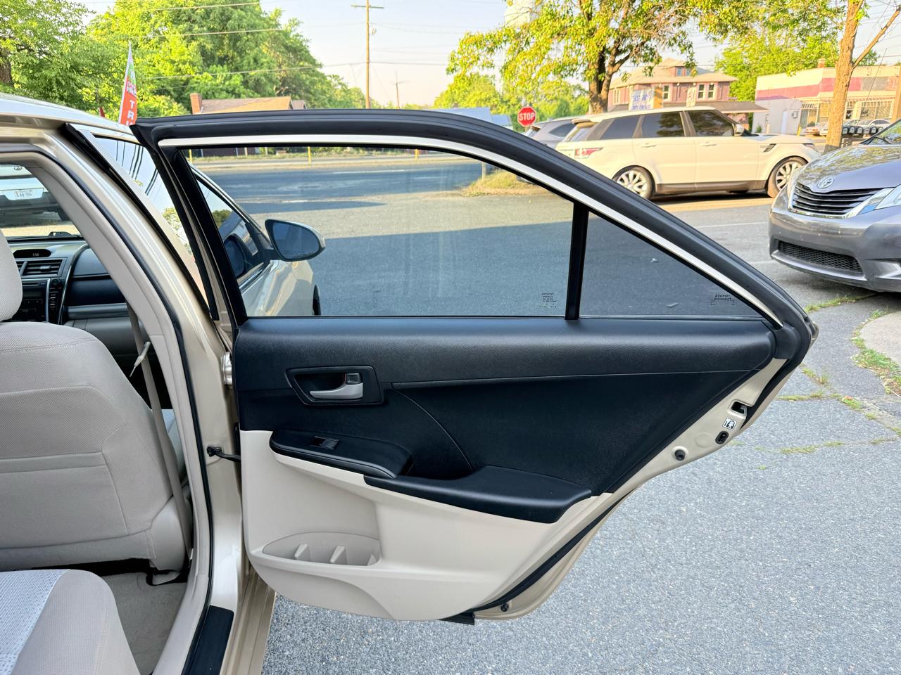 Toyota Camry L 2012