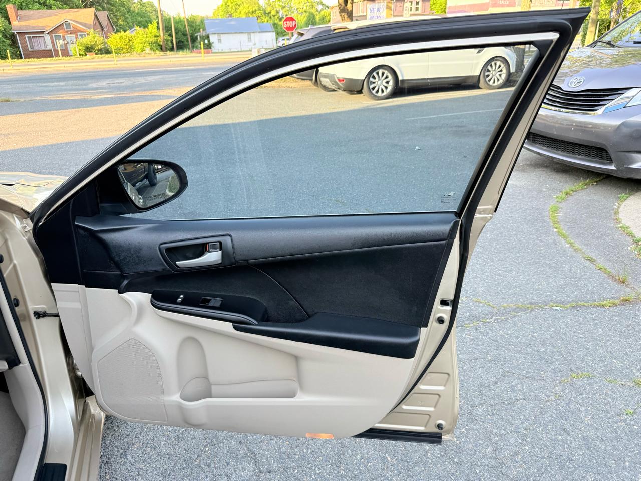 Toyota Camry L 2012