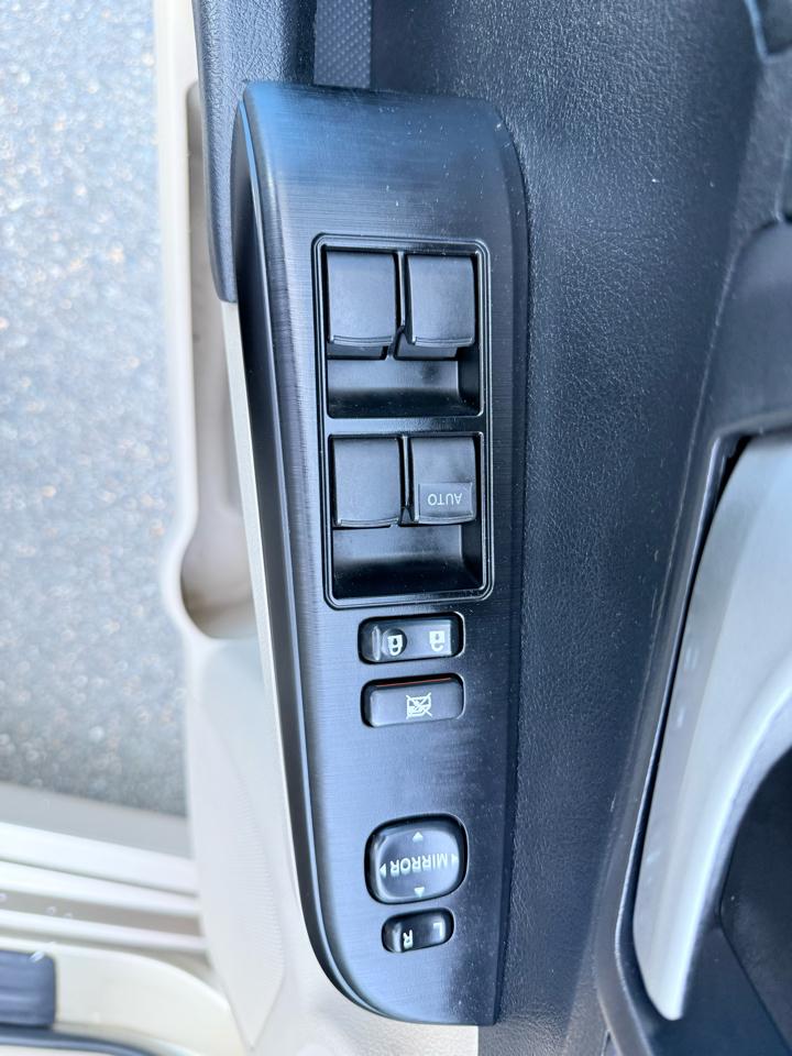Toyota Camry L 2012