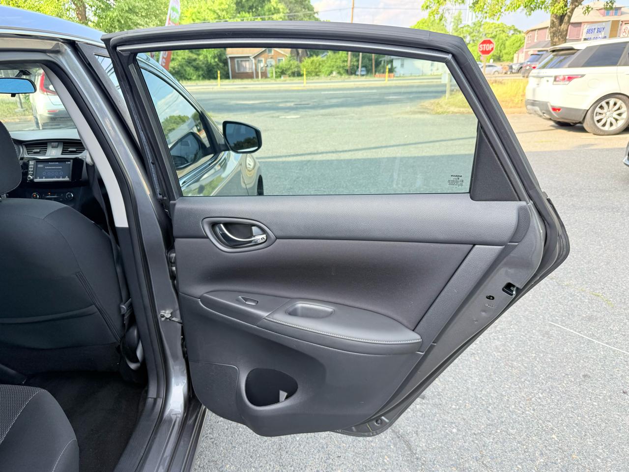 Nissan Sentra S CVT 2019