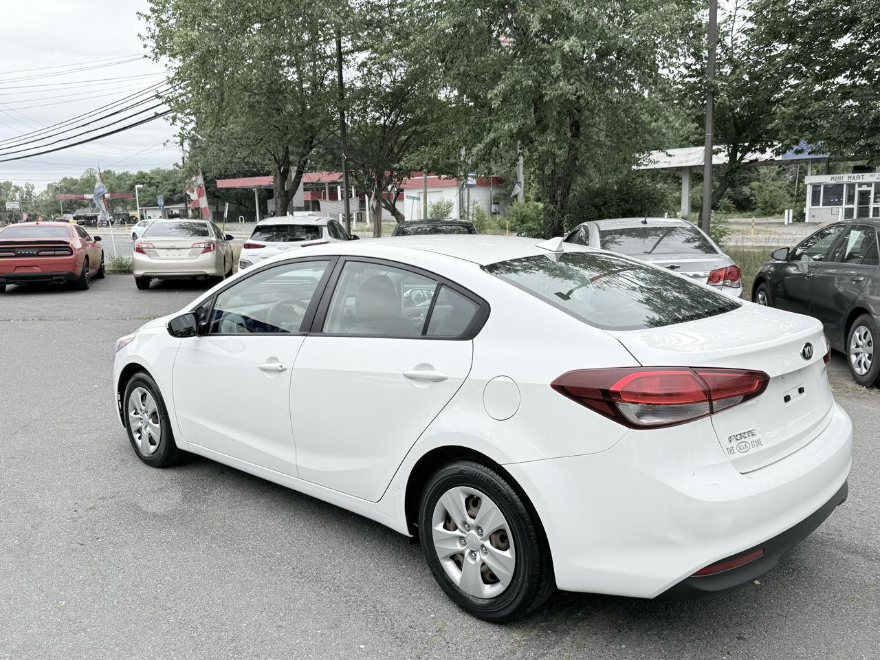 Kia Forte LX 6A 2017