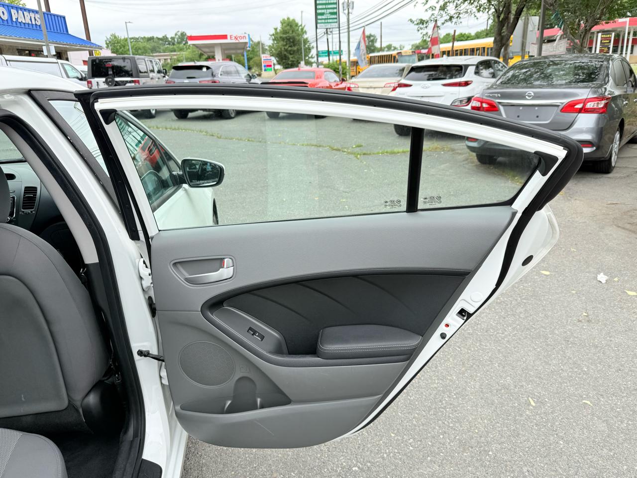 Kia Forte LX 6A 2017