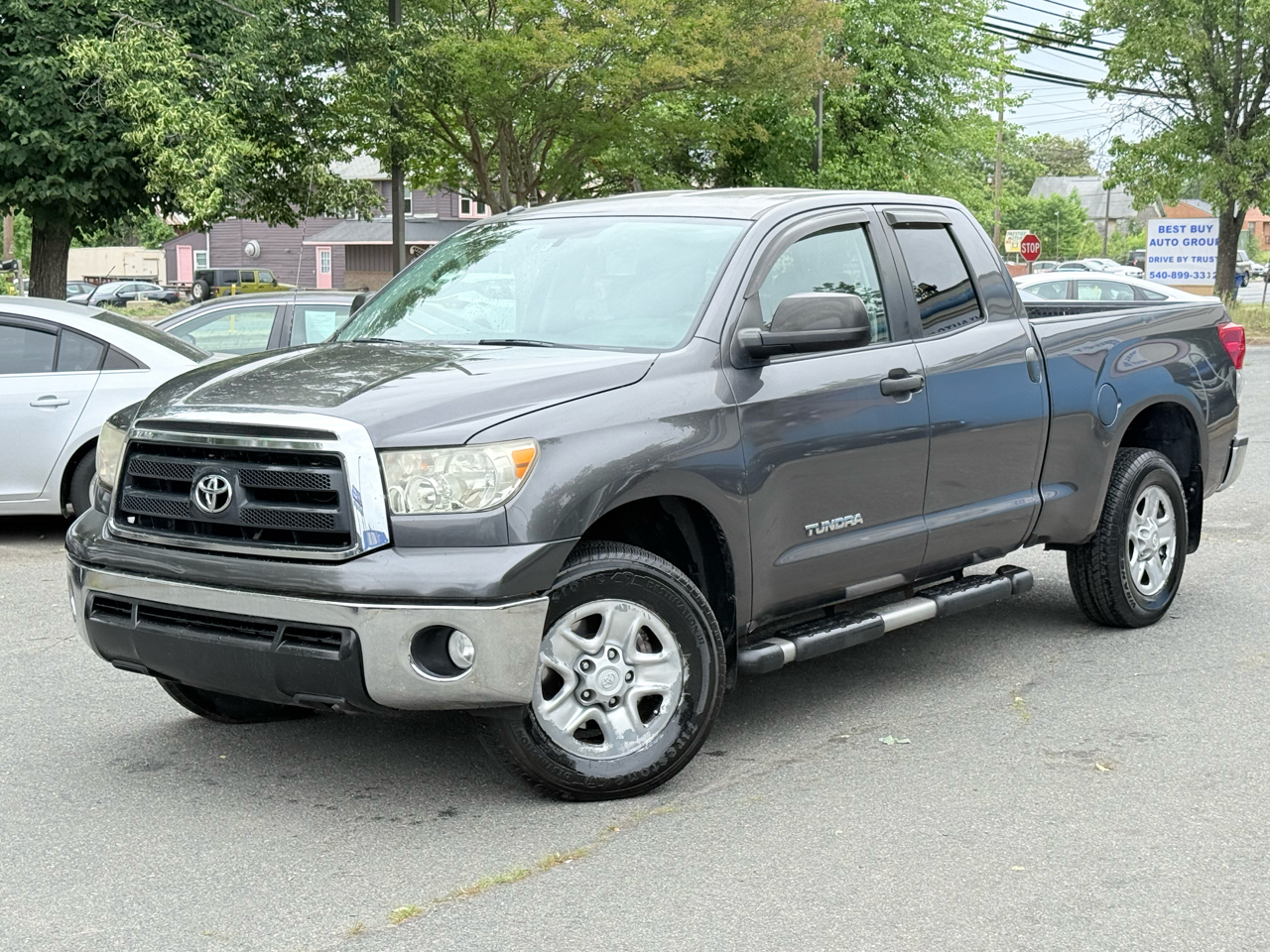 Toyota Tundra Tundra-Grade Double Cab 4.6L 4WD 2013