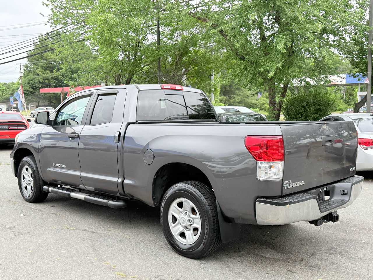 Toyota Tundra Tundra-Grade Double Cab 4.6L 4WD 2013
