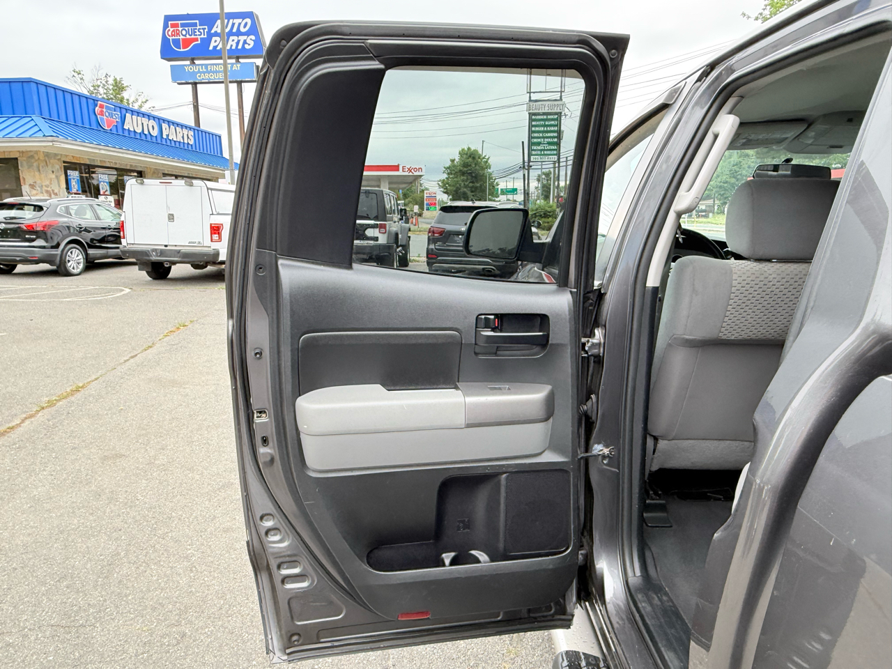 Toyota Tundra Tundra-Grade Double Cab 4.6L 4WD 2013