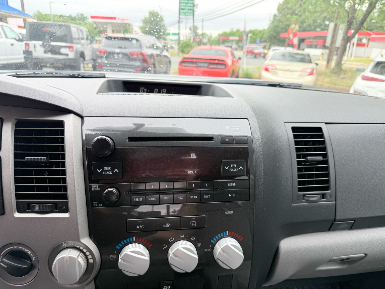 Toyota Tundra Tundra-Grade Double Cab 4.6L 4WD 2013