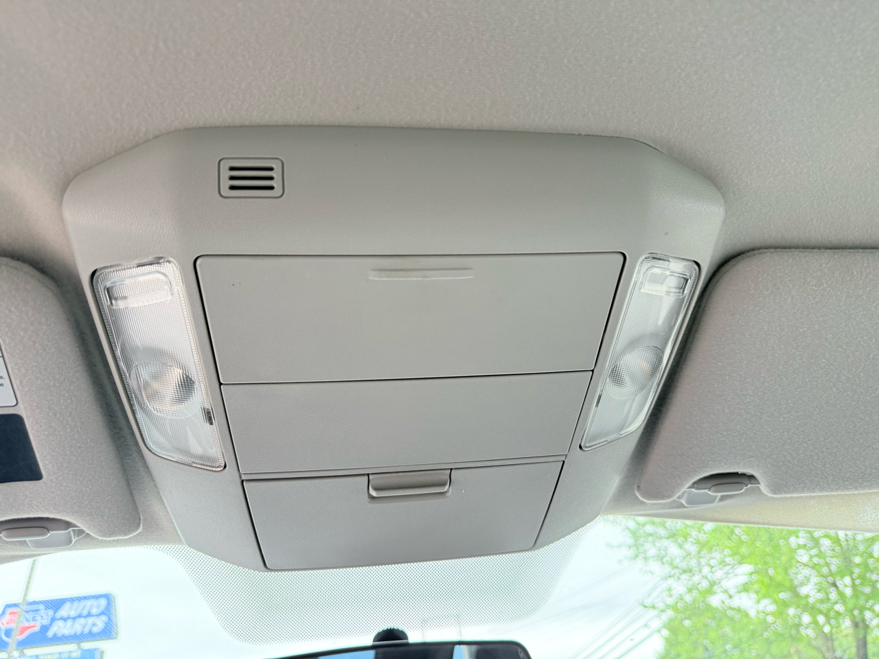 Toyota Tundra Tundra-Grade Double Cab 4.6L 4WD 2013