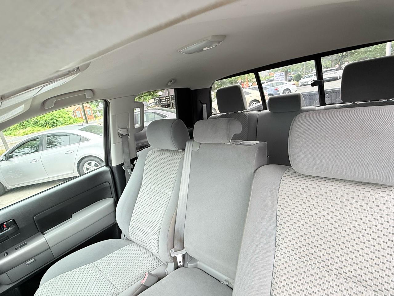Toyota Tundra Tundra-Grade Double Cab 4.6L 4WD 2013
