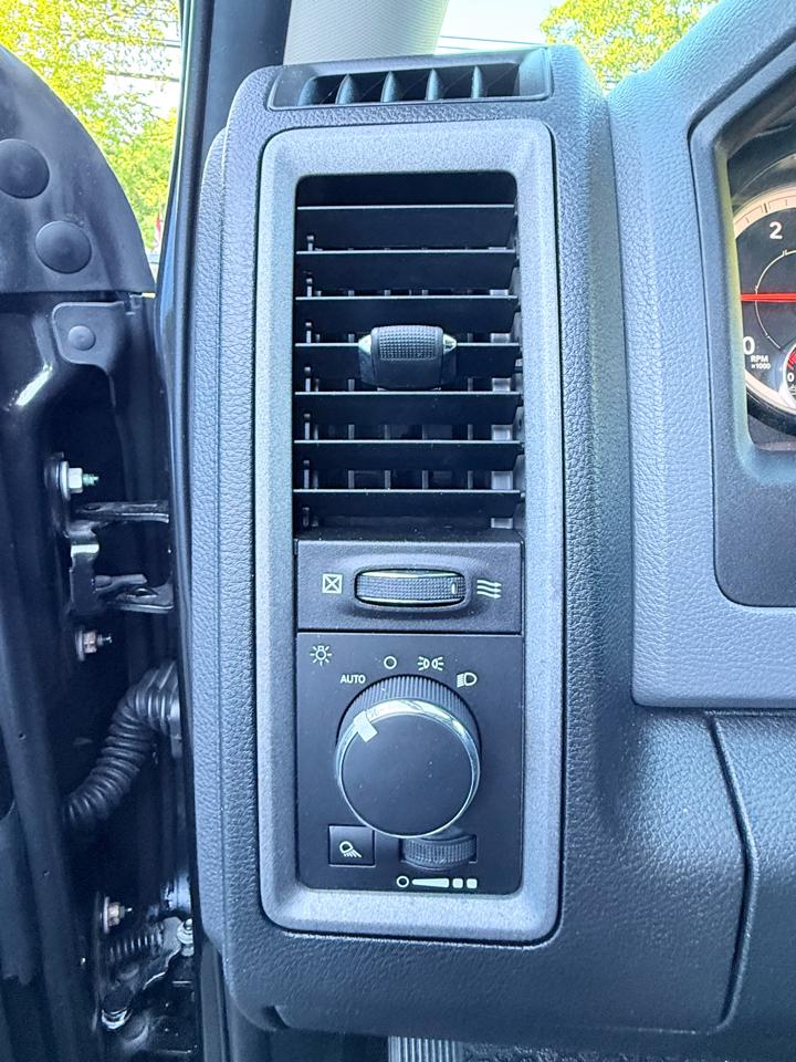 RAM 2500 Tradesman Crew Cab SWB 4WD 2017