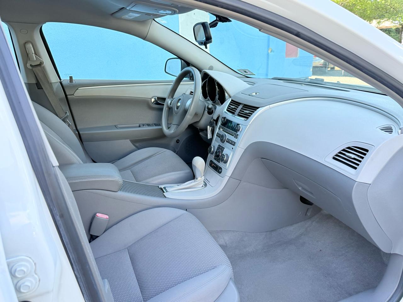 Chevrolet Malibu LS 2008