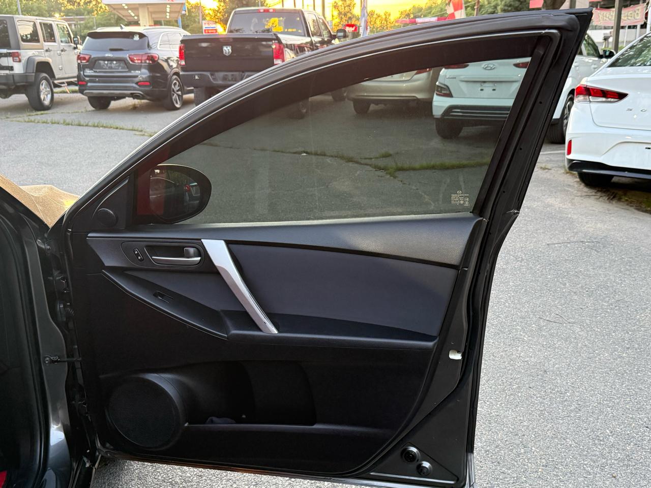 Mazda MAZDA3 s Sport 5-Door 2010
