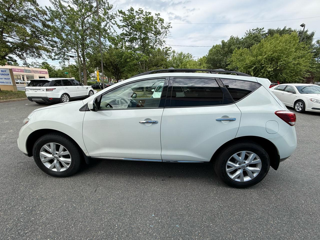 Nissan Murano S AWD 2011