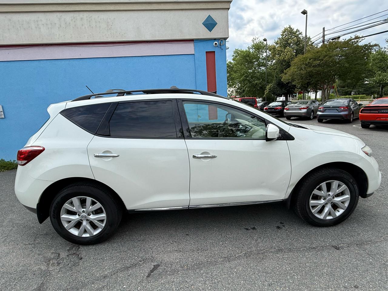 Nissan Murano S AWD 2011