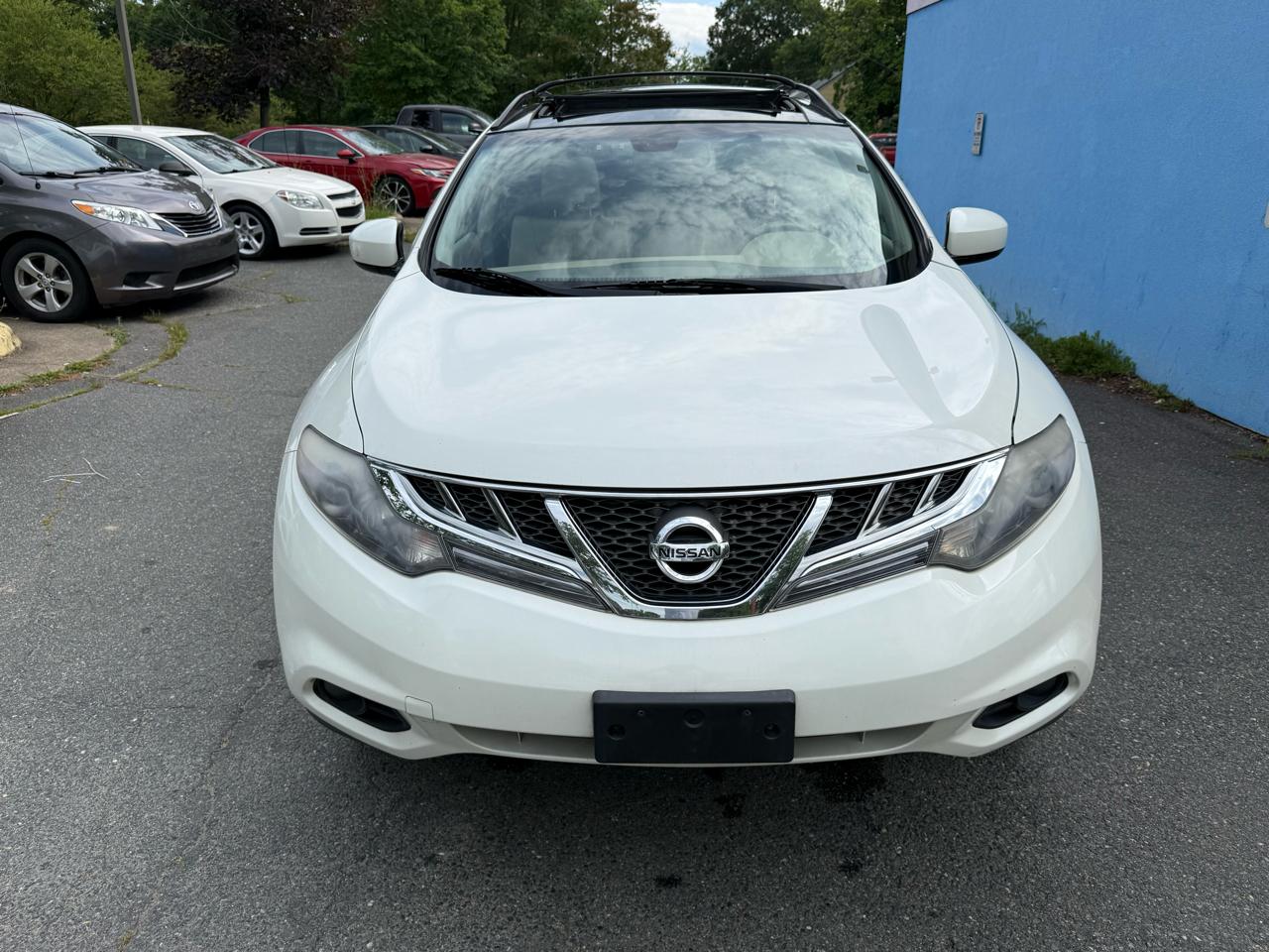 Nissan Murano S AWD 2011