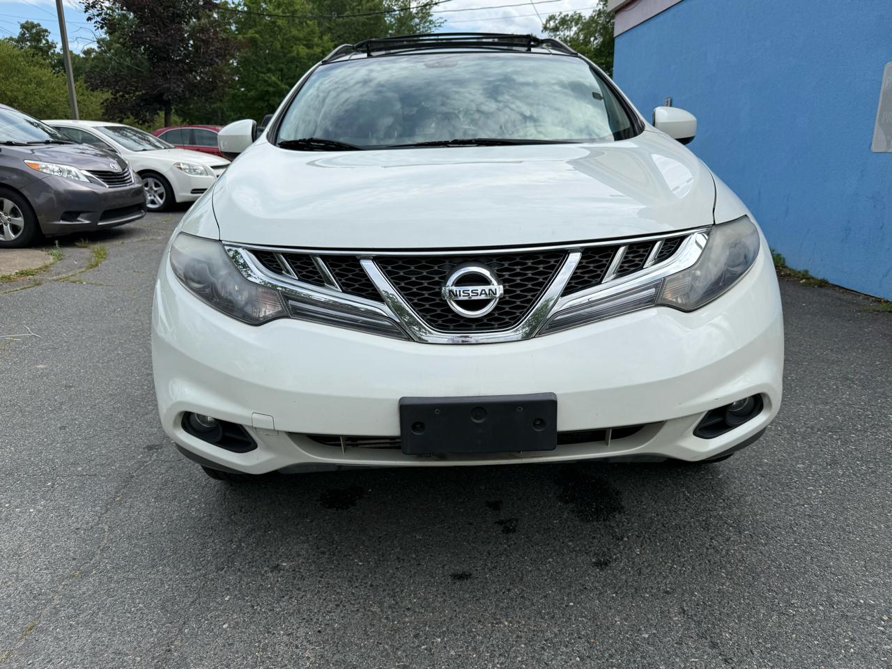 Nissan Murano S AWD 2011