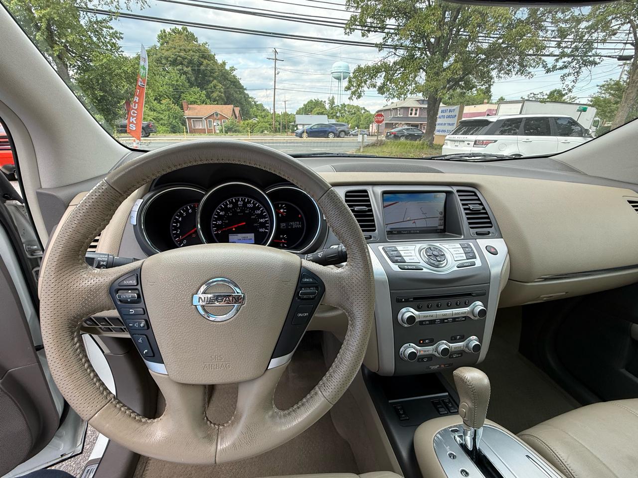 Nissan Murano S AWD 2011