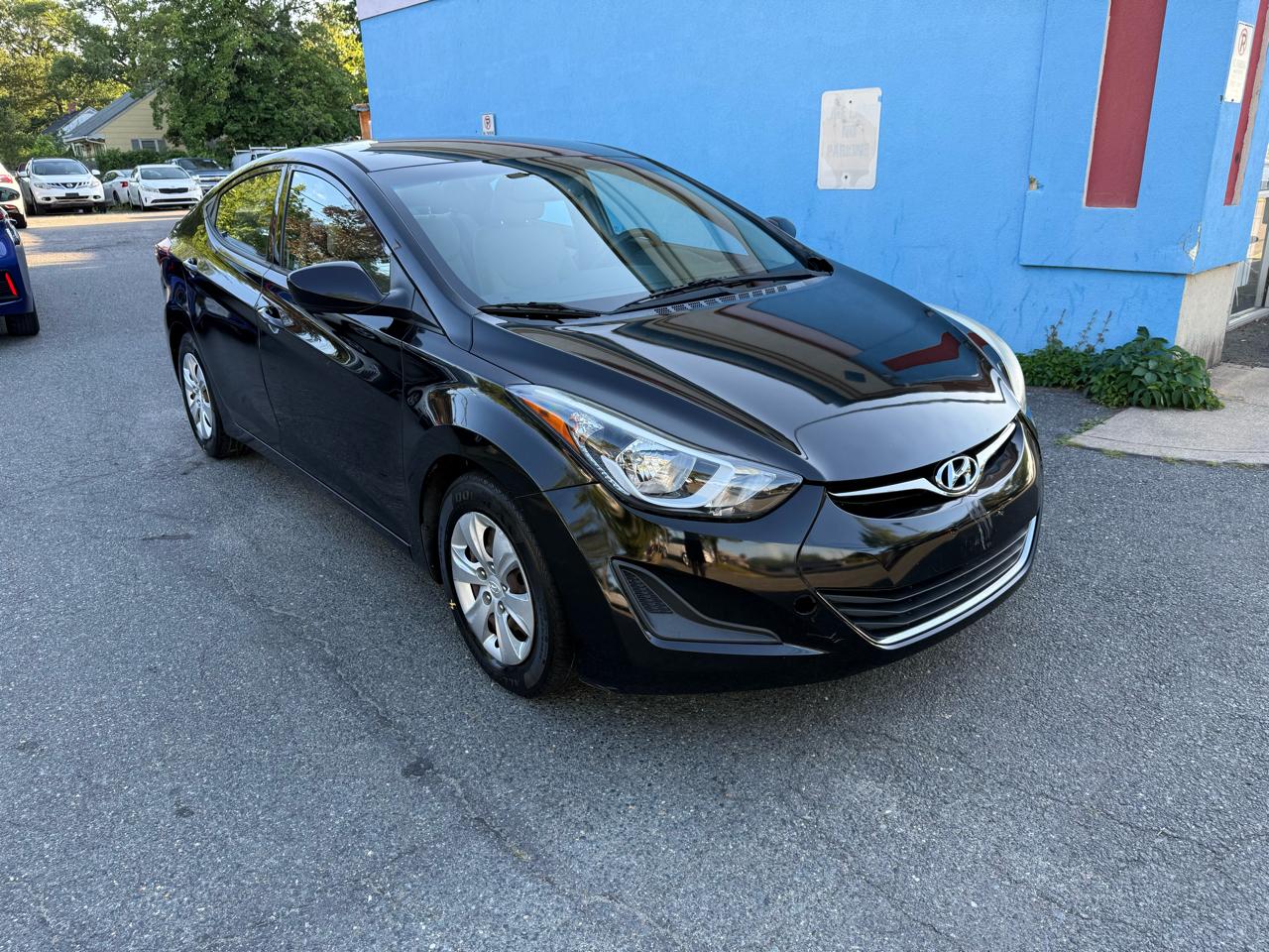 Hyundai Elantra SE 6AT 2016