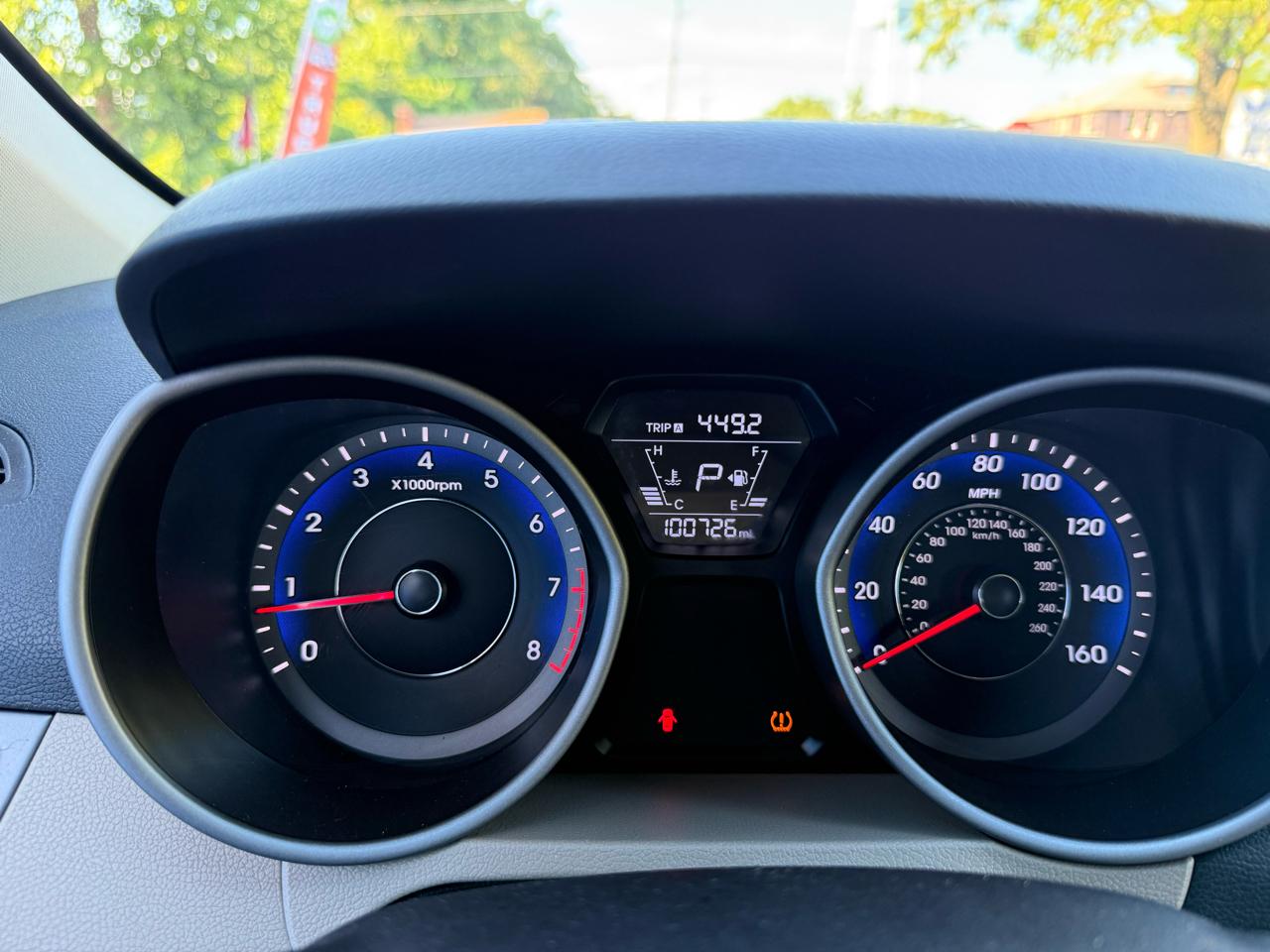 Hyundai Elantra SE 6AT 2016
