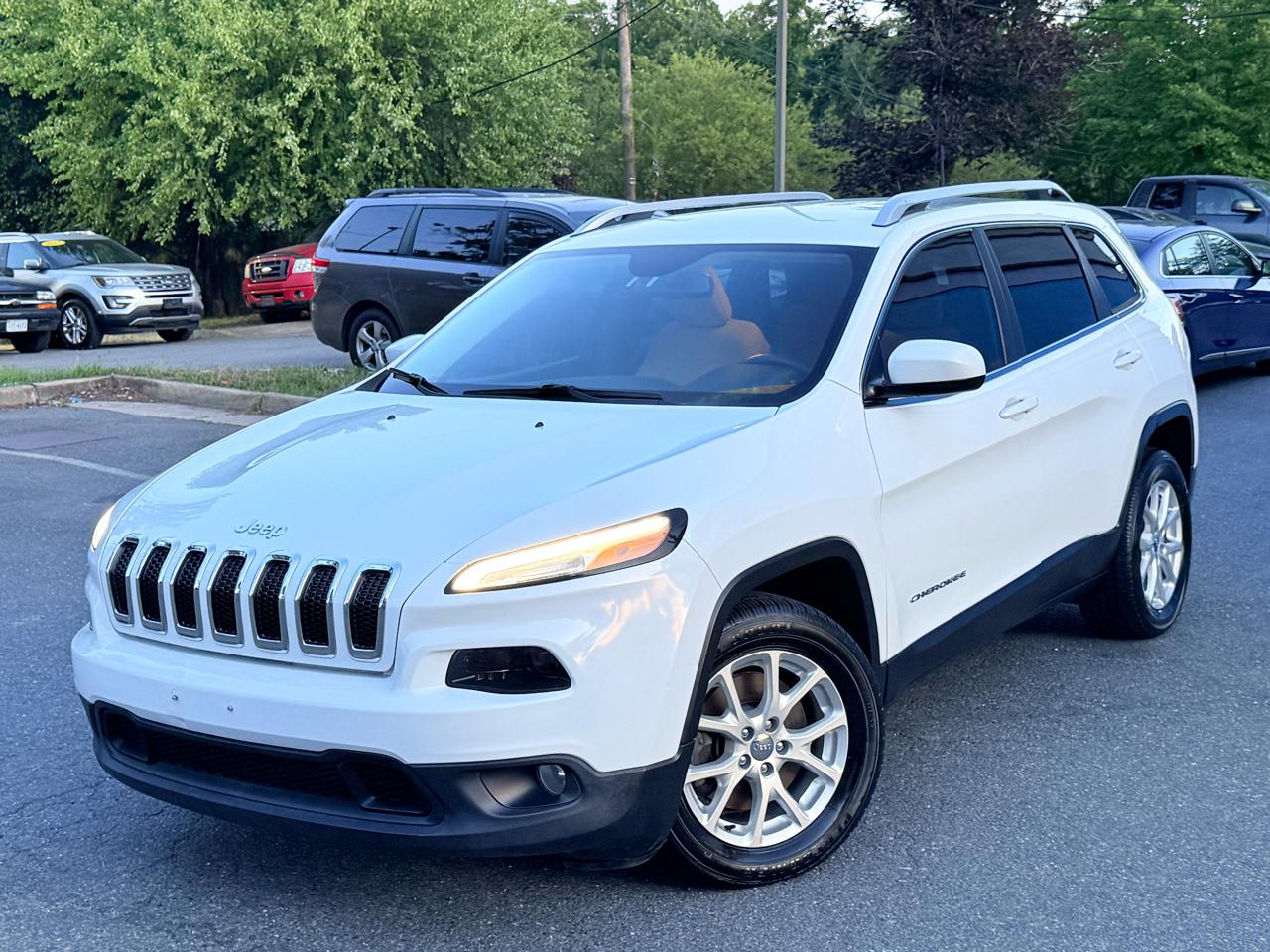 Jeep Cherokee Latitude FWD 2016