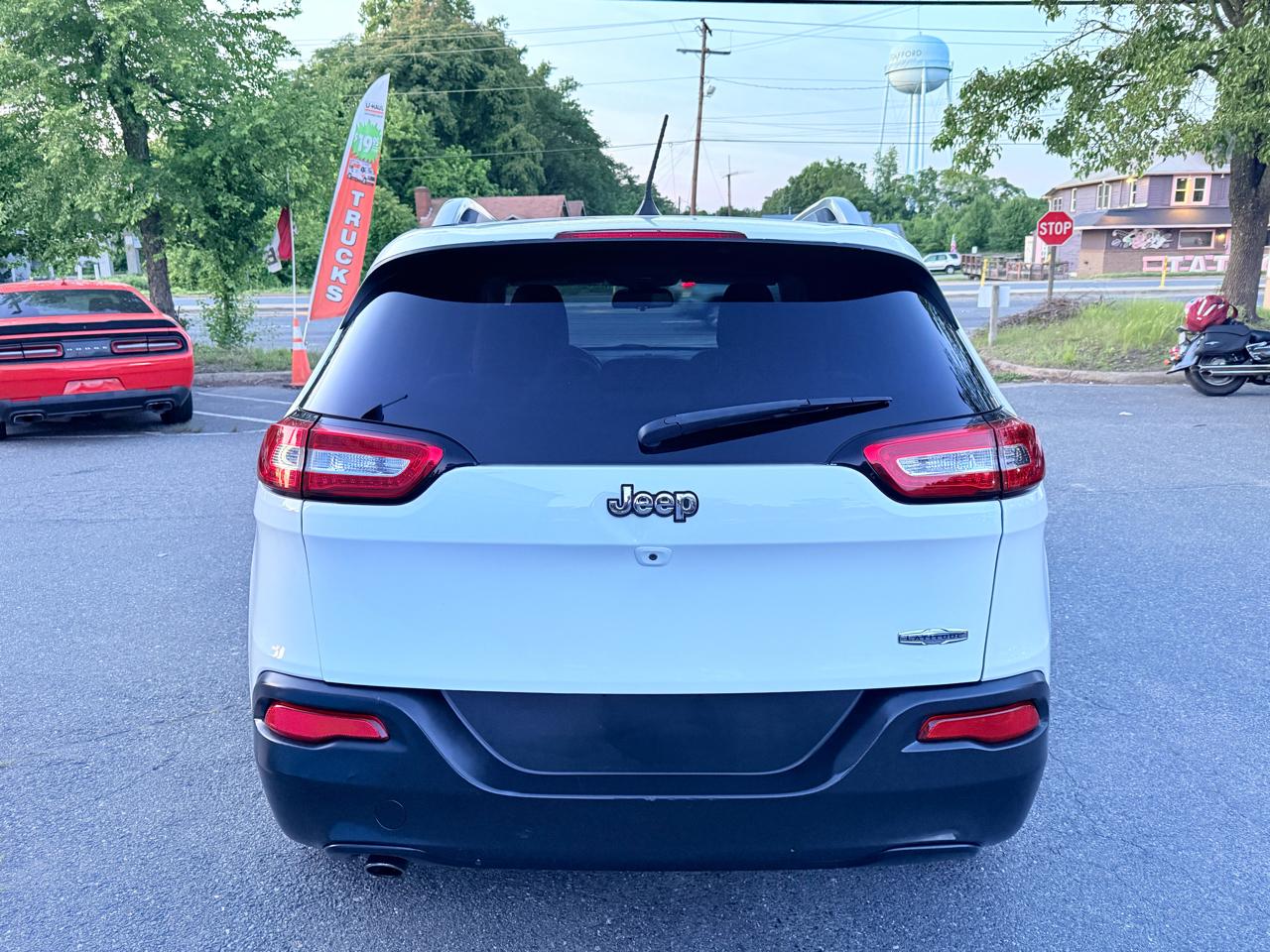Jeep Cherokee Latitude FWD 2016