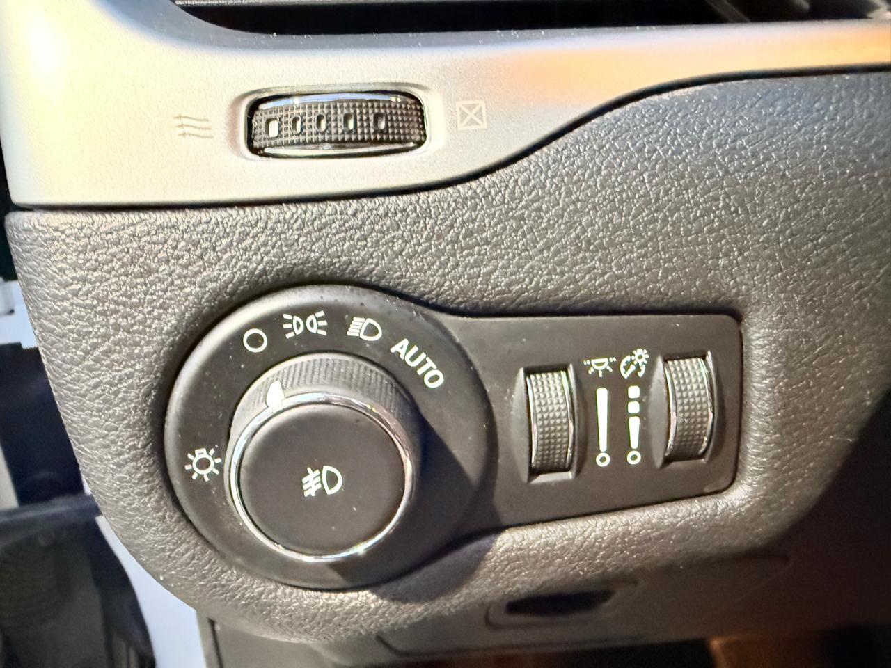 Jeep Cherokee Latitude FWD 2016