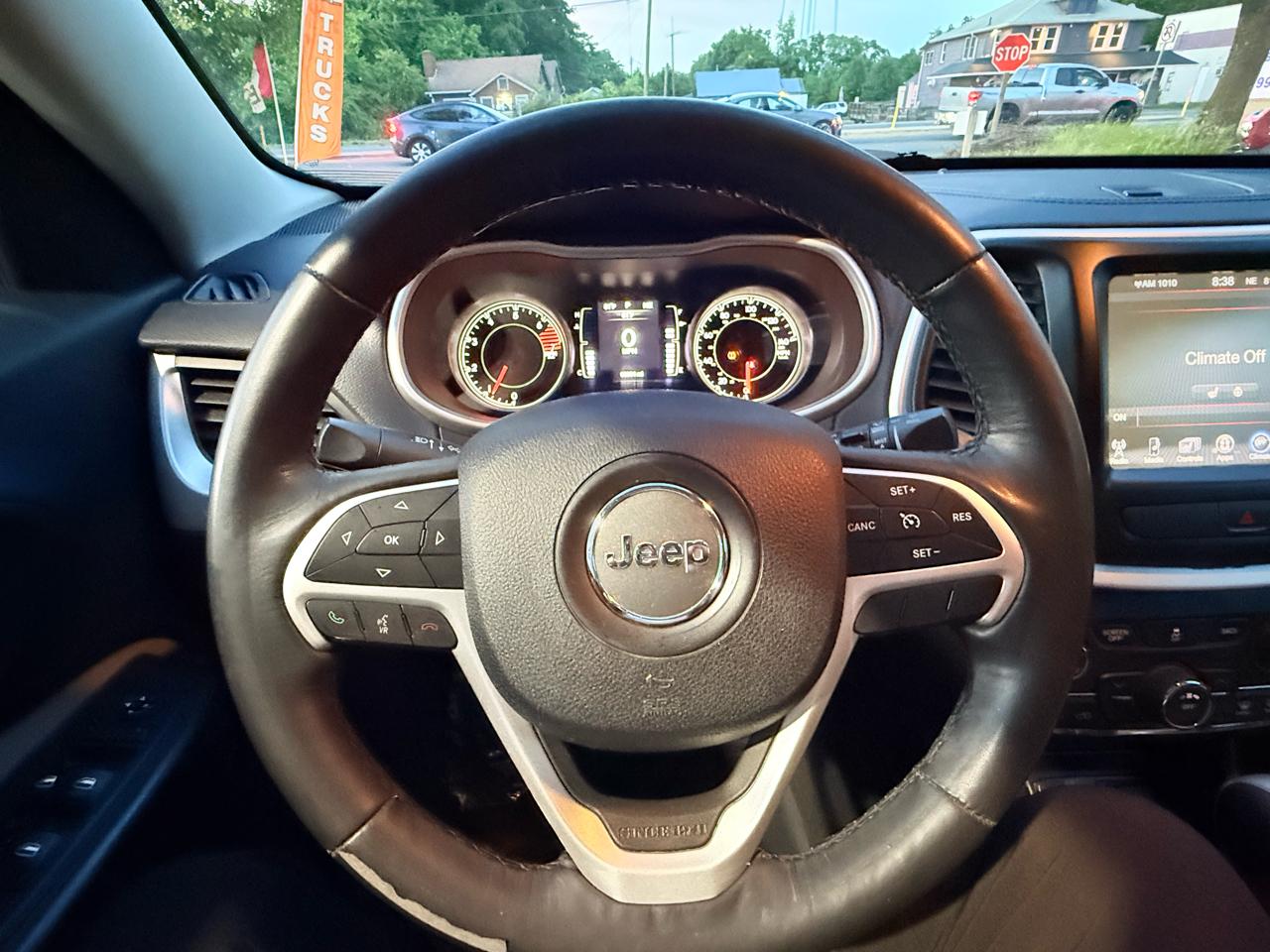 Jeep Cherokee Latitude FWD 2016