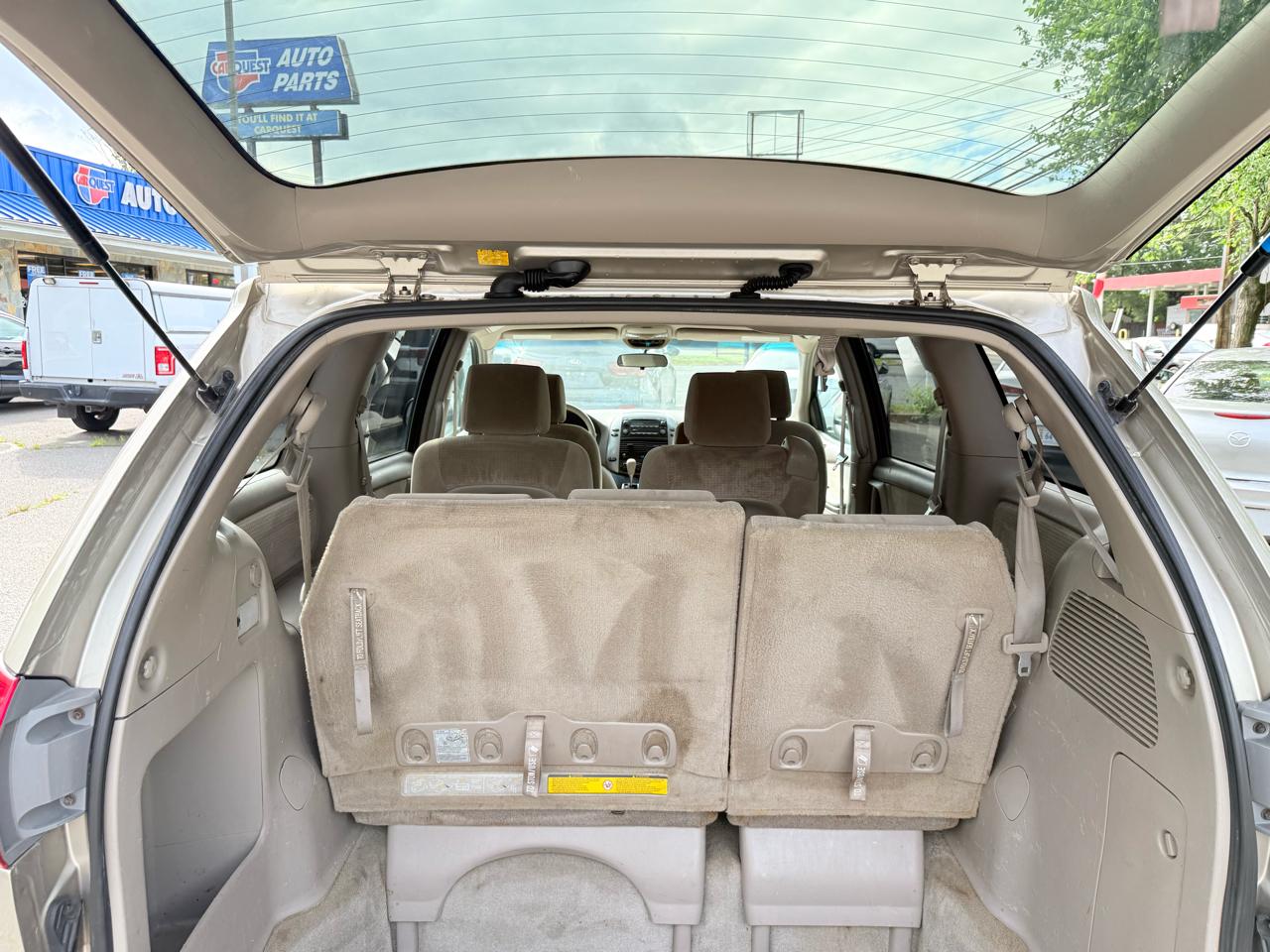 Toyota Sienna LE FWD 8-Passenger Seating 2008