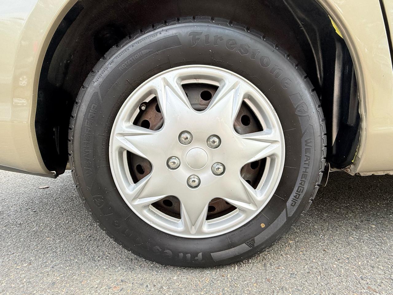 Toyota Sienna LE FWD 8-Passenger Seating 2008