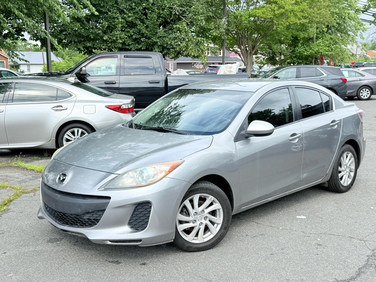 Mazda MAZDA3 i Touring 4-door 2012