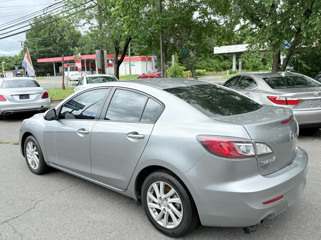 Mazda MAZDA3 i Touring 4-door 2012