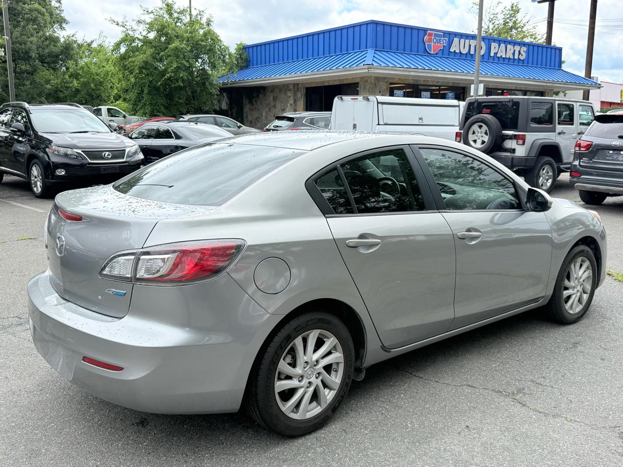 Mazda MAZDA3 i Touring 4-door 2012