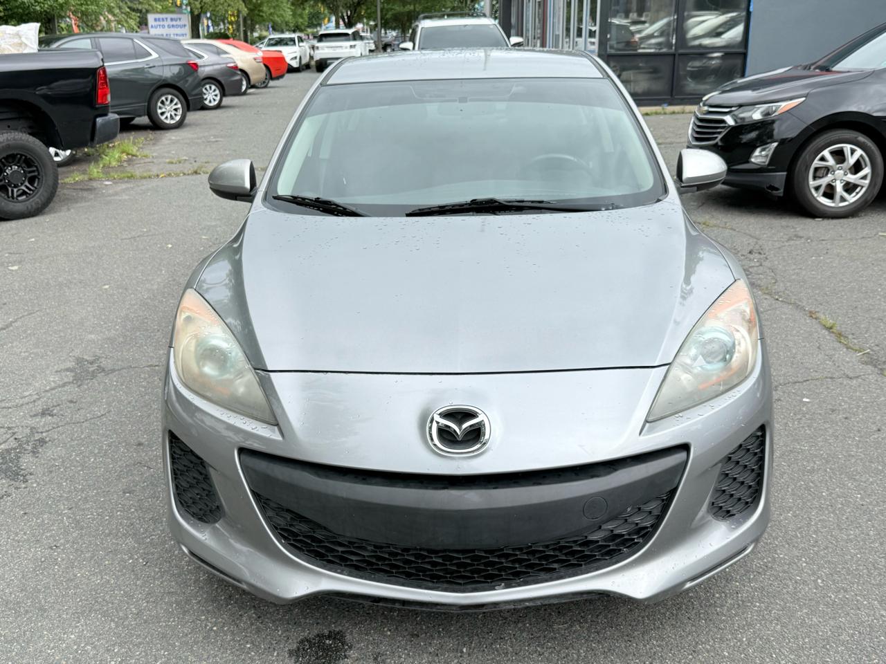 Mazda MAZDA3 i Touring 4-door 2012