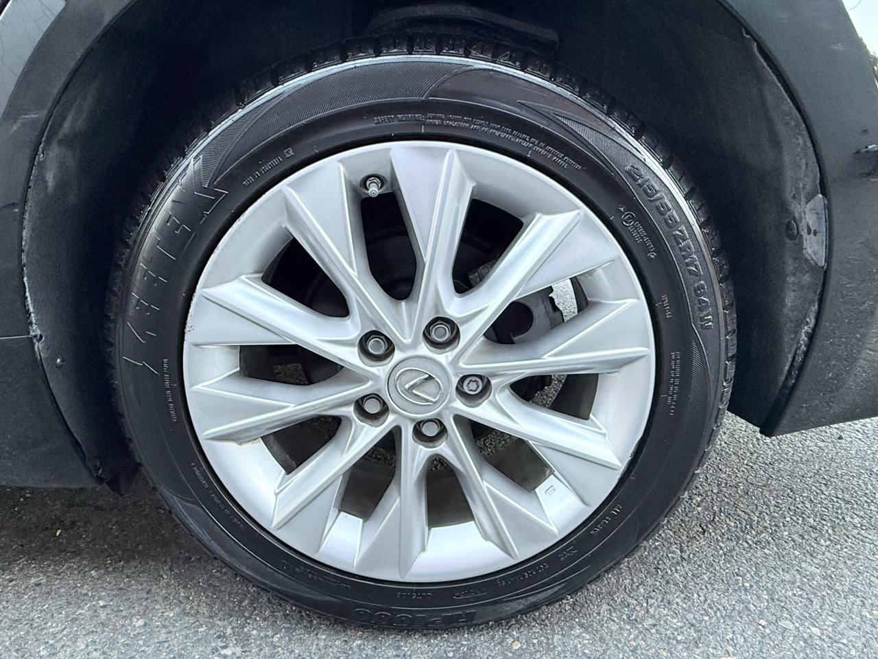 Lexus ES 300h Sedan 2013