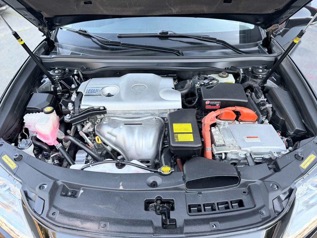 Lexus ES 300h Sedan 2013