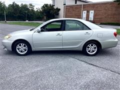 2005 Toyota Camry  2005 Toyota Camry