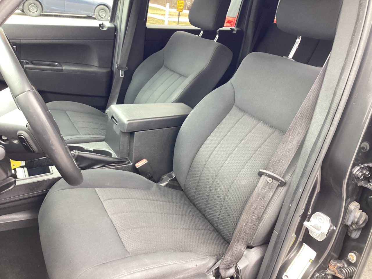 Jeep Liberty Sport 4WD 2011