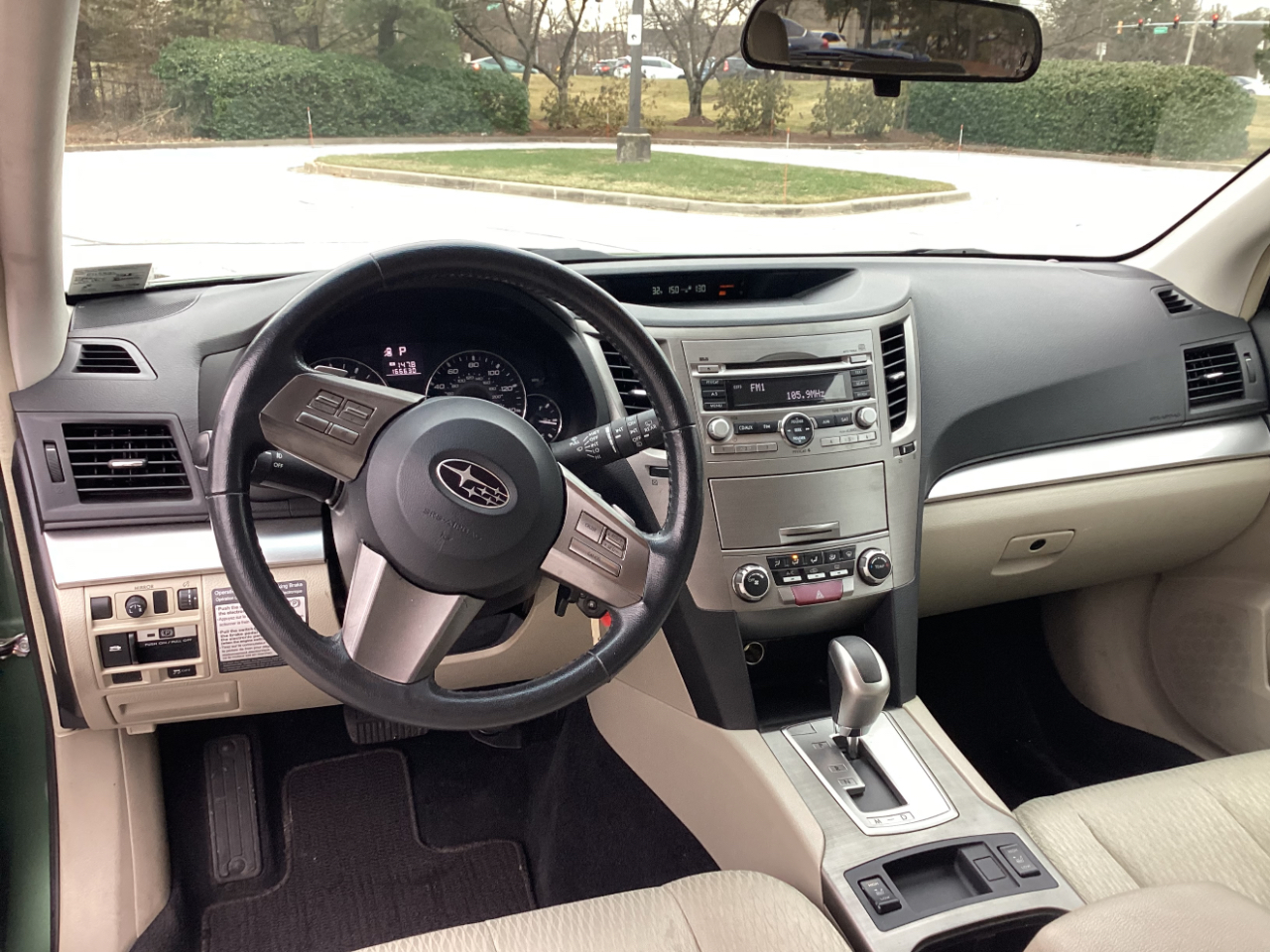 Subaru Outback 2.5i Premium 2011