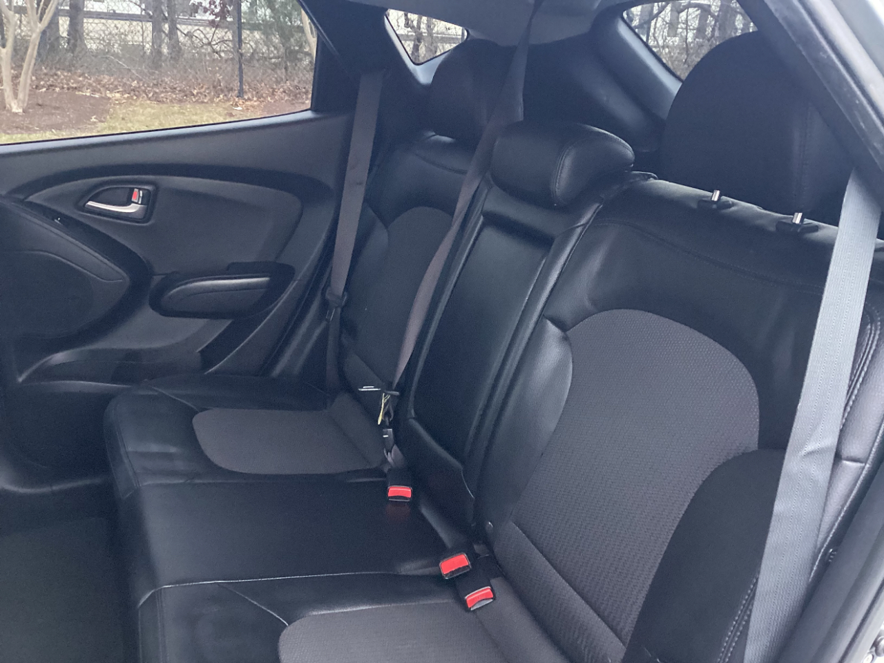 Hyundai Tucson Limited 2WD 2011