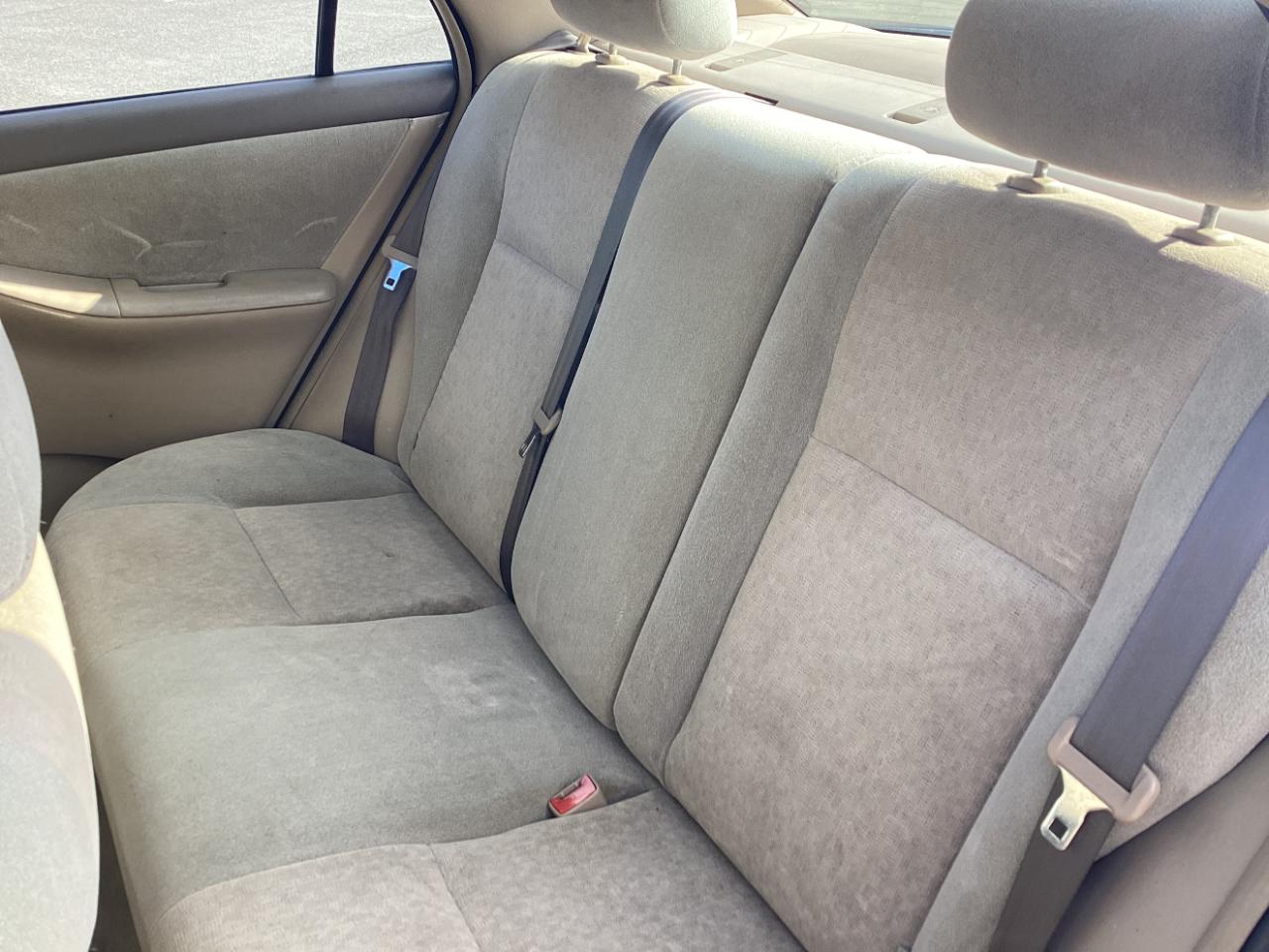 Toyota Corolla CE 2003