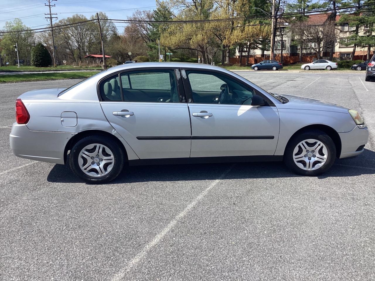Chevrolet Malibu Base 2005