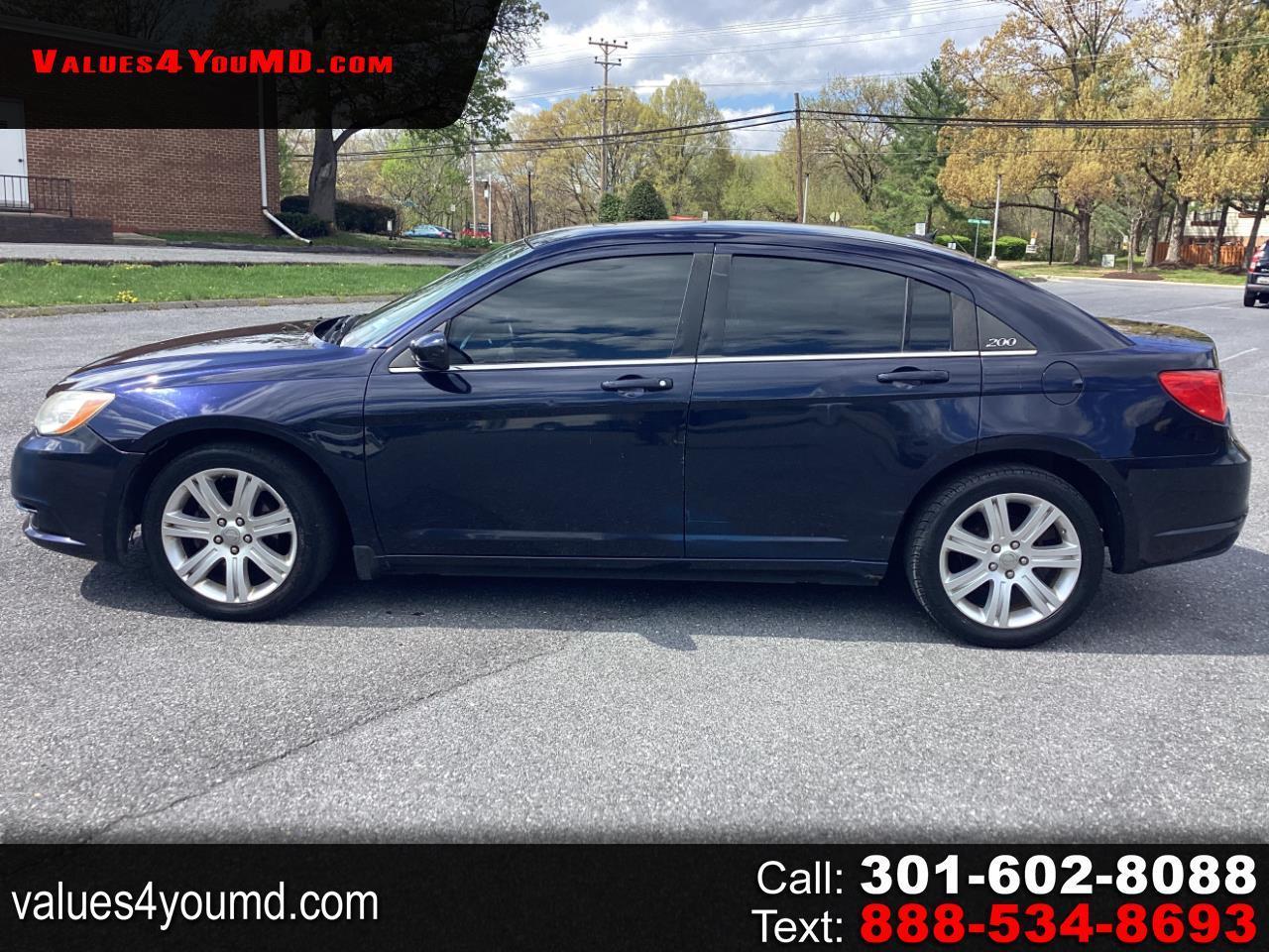 Chrysler 200 Touring 2012