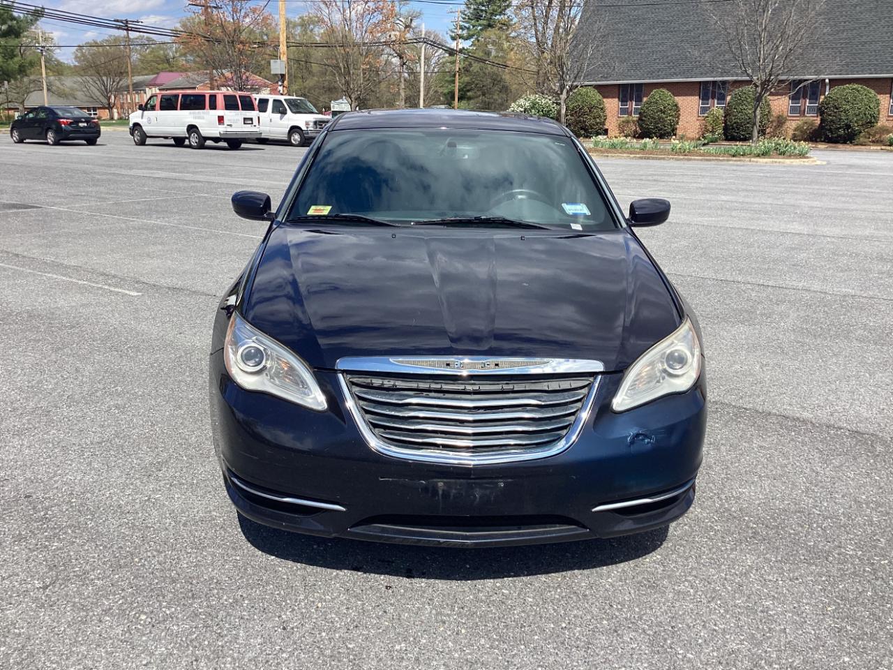 Chrysler 200 Touring 2012