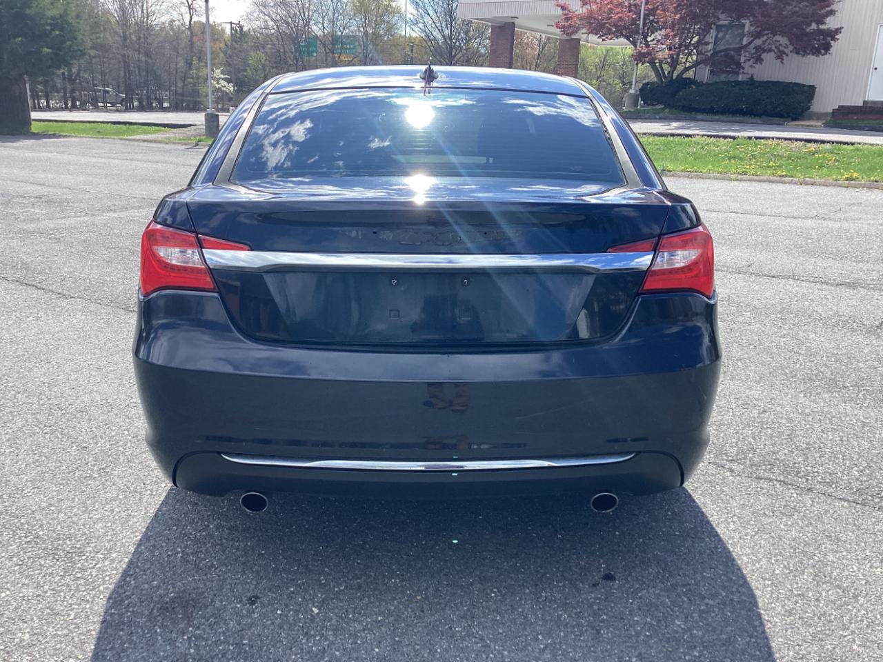 Chrysler 200 Touring 2012